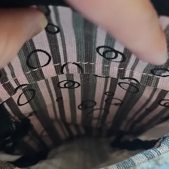 Kavu Mini Keeper Crossbody With Stripes and Circles - Picture 9 of 9